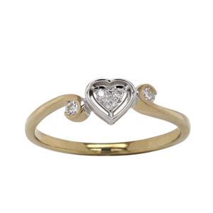 <p>Diamond Heart Swirl Ring</p>